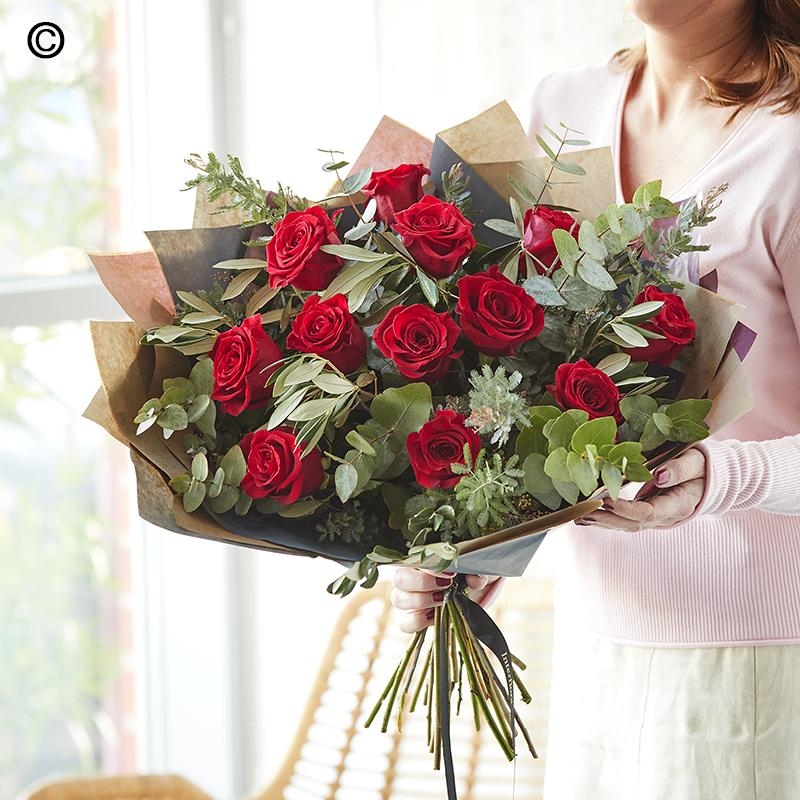 Premium 12 Red Rose Handtied